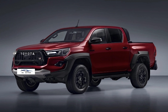 4X4 Pickup Usato Toyota Hilux con sospensione posteriore multi-link e fari a LED