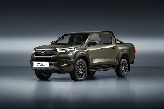 4X4 Pickup Usato Toyota Hilux con sospensione posteriore multi-link e fari a LED