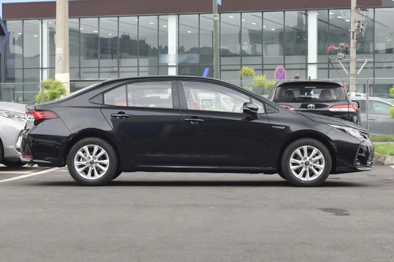 Regolazione del sedile del conducente elettrico Toyota Corolla ibrido 4x4 a benzina Auto usate a Dubai