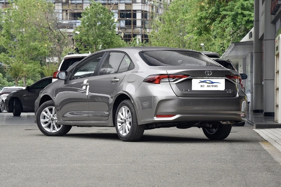 Regolazione del sedile del conducente elettrico Toyota Corolla ibrido 4x4 a benzina Auto usate a Dubai