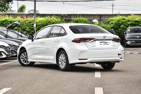 Regolazione del sedile del conducente elettrico Toyota Corolla ibrido 4x4 a benzina Auto usate a Dubai