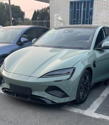 BYD Dolphin Flagship Energy Vehicle Pure High Speed Smart SUV a 5 posti con tetto solare