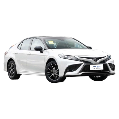 Auto usata Toyota Camry 2018 con fari a LED Modello Peak a due motori e 5 posti
