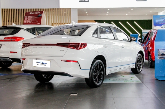 Guida sinistra SUV energetica BYD E2 lusso EV Parcheggio elettrico frenata Chinese Electric Suv