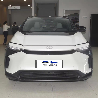 2024 Toyota bZ4X Long Range Electric Car con touch screen e sistema di frenata antiblocco