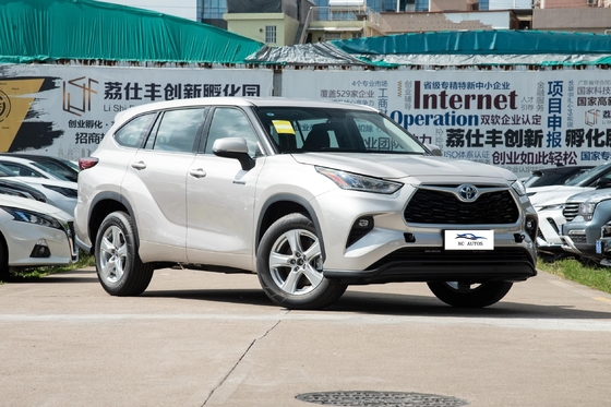 Intelligente Toyota Highlander ibrido da 2,5 litri con sedili in pelle e freno di parcheggio elettrico