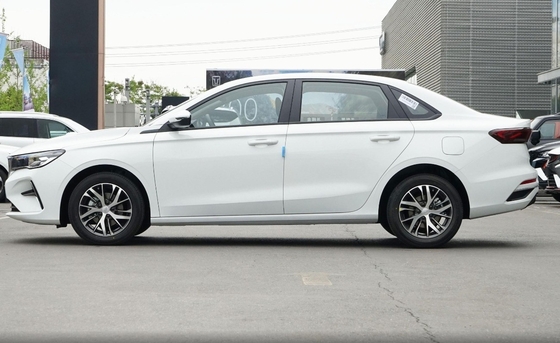 Geely Emgrand 2023 Gen4 Champion Edition 1.5LCVT Versione di lusso 4638*1820*1460 L*W*H mm