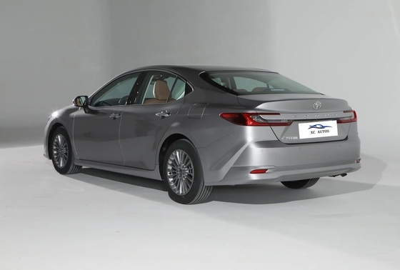 Caldo 2023 Toyota Camry Exalted Version SUV 4X4 con motore a benzina da 2,0 litri e accessori