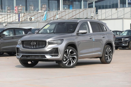 Benzina ad alta velocità Cina Veicoli a combustibile di lusso Geely Monjaro Auto per Suv Sedile 5