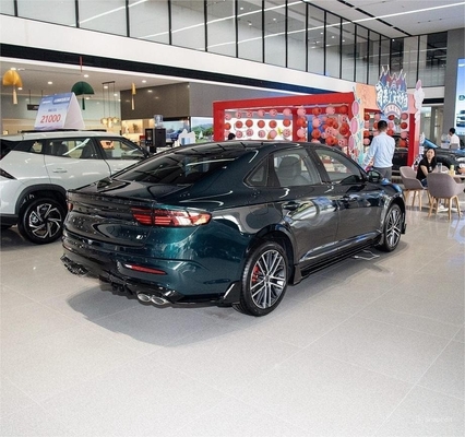 Geely Preface Xingrui 2.0T AMT Luxury Compact Car Motore a benzina Casella di marcia automatica Motore a sterzo sinistro 2.0T
