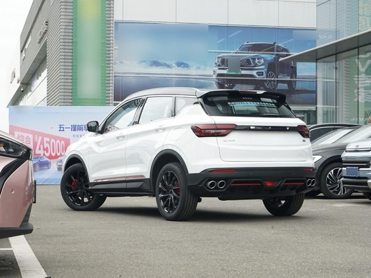 Disposizione 1.5L Geely BinYue 2WD Auto Sedie in pelle Camera posteriore tetto a gasolina Auto