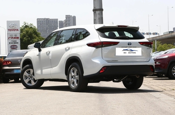Euro VI 2023 Crown Kluger HEV Twin Engine 2.5L 2WD Elite 7-seater Hybrid Electric Vehicle SUV di medie dimensioni