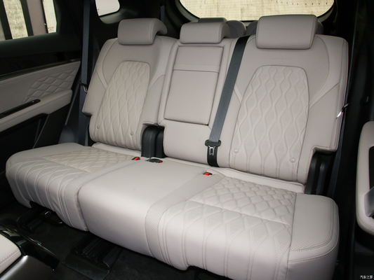 Grande valore BYD Tang ibrido plug-in 200KM edizione campione 7 posti SUV 8 mese