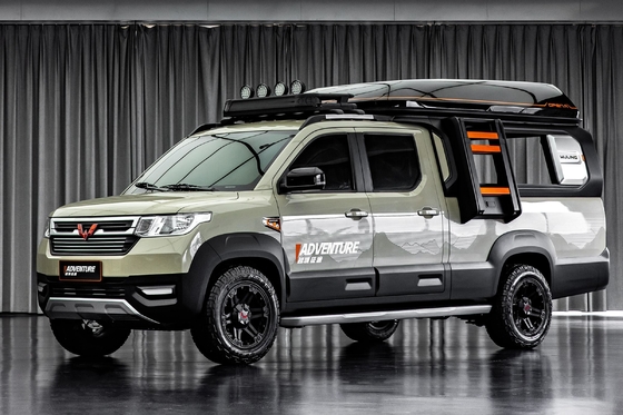 Camioncino di benzina cinese Wuling con potenza massima di 150-200 PS e sistema ESC