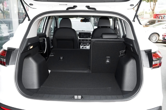 Geely Binyue Coolray 2024 SUV a benzina 1.5T 2WD DCT con tetto e accessori