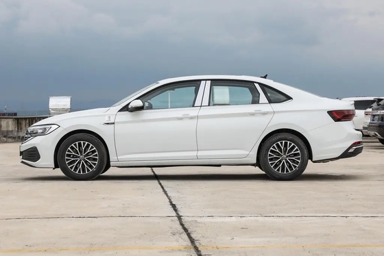 3780x1715x1540 Struttura del corpo 2024 Volkswagen Sagitario Veicolo a benzina 4 porte 5 posti berlina