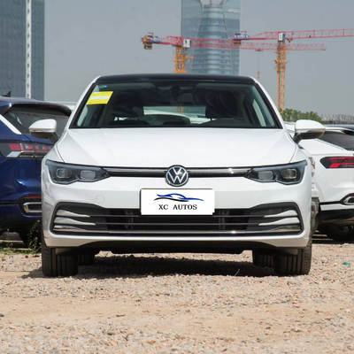Volkswagen Golf Compact Sedan Auto a benzina Usata Veicolo a benzina con struttura del corpo