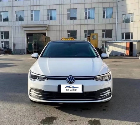 Veicolo a benzina Volkswagen Golf di seconda mano con trasmissione a doppia frizione a secco e buona