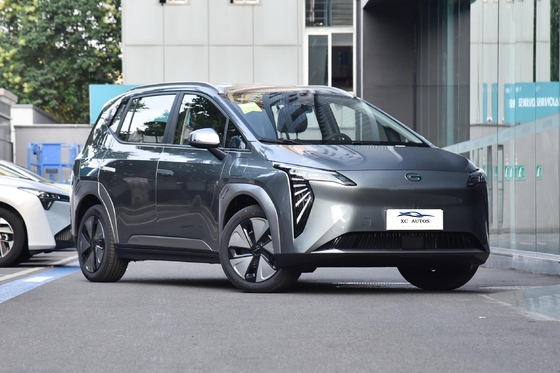 GAC AION Y Sedan EV Car Car elettrico con touch screen e freno di parcheggio elettrico