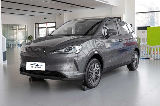 Pure Electric Neta V 5 posti auto con 400Km Long Endurance e Front 4 Rear 4 Radar