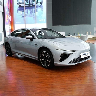 Neta Nezha S Plus Long Battery Life Mediana dimensione 1-25000 miglia di chilometraggio Auto domestica usata
