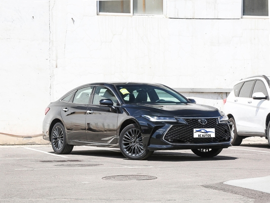 Trova la perfetta Toyota Avalon 2024 2.5L E-CVT Versione di lusso Auto usate a prezzi fantastici