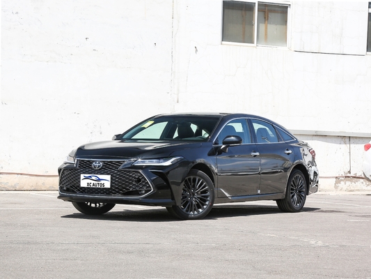 Trova la perfetta Toyota Avalon 2024 2.5L E-CVT Versione di lusso Auto usate a prezzi fantastici