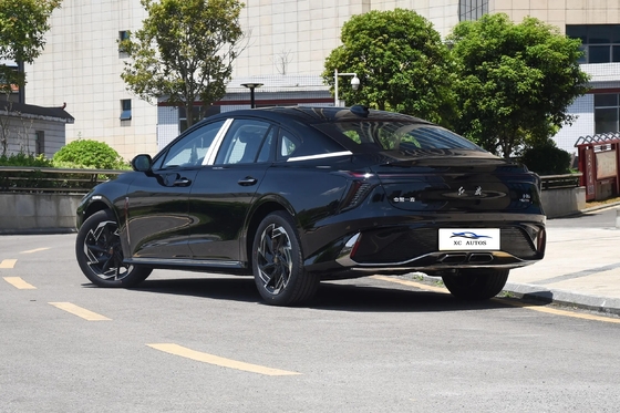 Guida elettrica Hongqi H6 Benzina Benzina Sport Car con regolazione del sedile del conducente