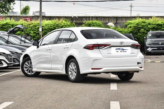 Vendere Toyota Hilux Corolla 2020 Auto a benzina con coppia massima Nm 200-300Nm
