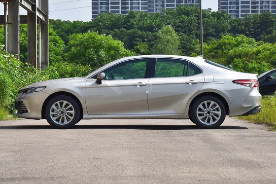2023 Toyota Camry 2.5T Hybrid Sedan con lunghezza * larghezza * altezza 4915x1840x1450