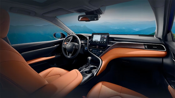 2024 Toyota Camry Touch Screen Veicolo a benzina per adulti a Dubai