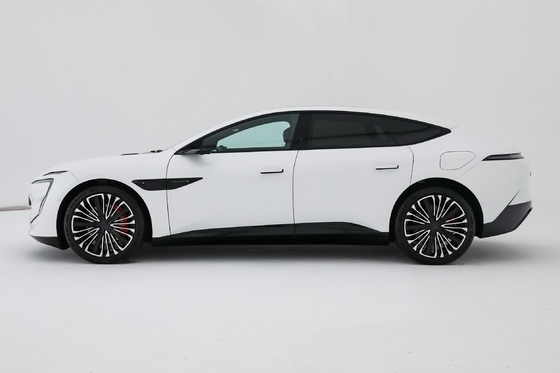 Veicolo elettrico da 5 posti Electric EV Car Auto Avatr 12 Smart Vehicle con lunga durata della batteria