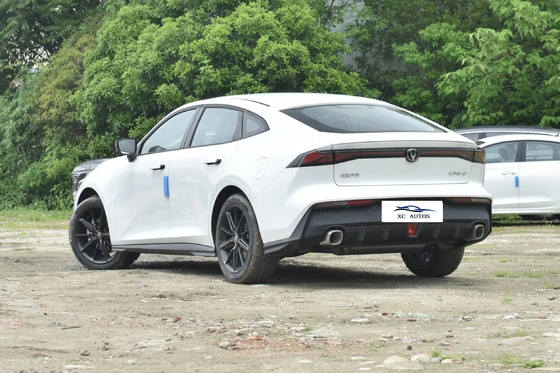 Changan UNI V iDD 1.5t ibrido La combinazione perfetta di efficienza e prestazioni
