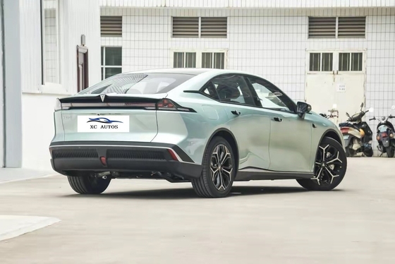 Changan Shenlan SL03 Potenza massima 150-200PS Volante multifunzione Veicolo a energia