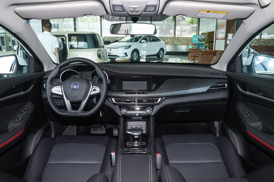 Grande valore Changan EADO EV 460 Auto elettrica EV berlina 5 porte 5 posti struttura del corpo