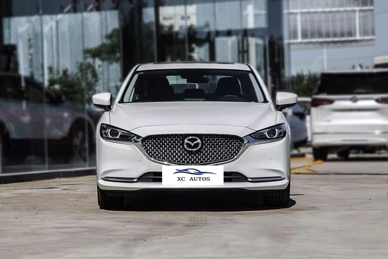 5 posti Mazda Atenza Auto a benzina 2WD berlina con faro a LED e conveniente