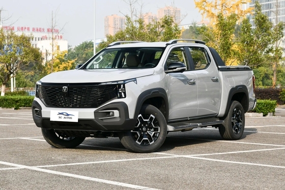 REEV CHANGAN Hunter 2024 Cavalier Dual Motor 4WD Electric Steering Pickup di medie dimensioni