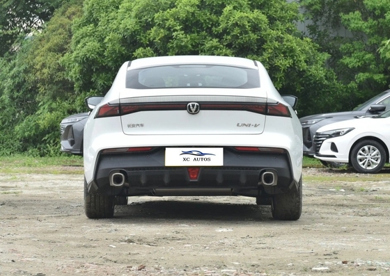 CHANGAN UNI-V ver. Auto compatta 1.5T 188 CV L4 5 porte, 5 posti, berlina, 7 marce, doppia frizione DCT