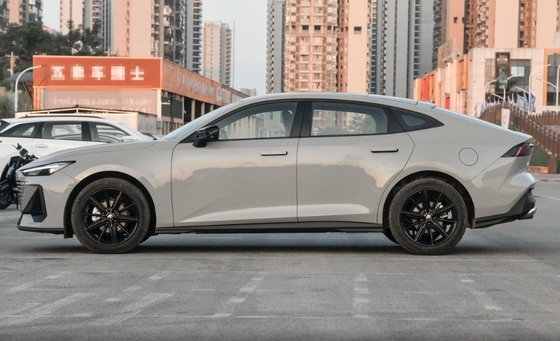 Touch Screen Sì CHANGAN UNI-V Versione esaltata 1.5T 188 CV L4 5 porte 5 posti hatchback