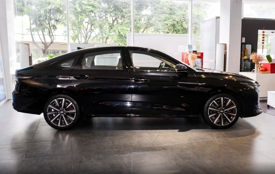 Chery 2023 ARRIZO 8 Yu Auto a benzina 2.0T 254hp FWD 7-velocità doppia frizione 4-porta 5 posti