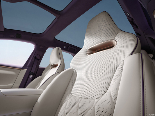 AVATR 11 Long Range EV Sedan Elevate il vostro business con la tecnologia avanzata di AVATR