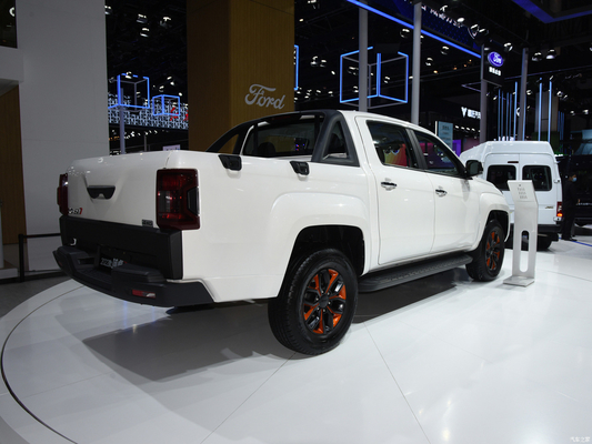 2023 Great Value JMC YUHU7 Pickup a benzina con pneumatici R17