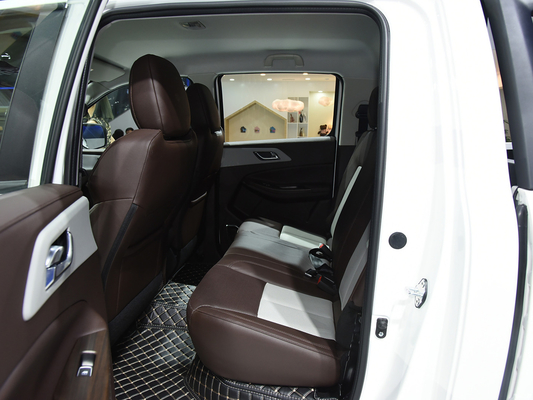 2023 Great Value JMC YUHU7 Pickup a benzina con pneumatici R17