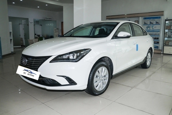 Torsione massima Nm 200-300Nm 4 cilindri Chang'an Eado EV460 Zhixing versione taxi Fosfato di ferro di litio