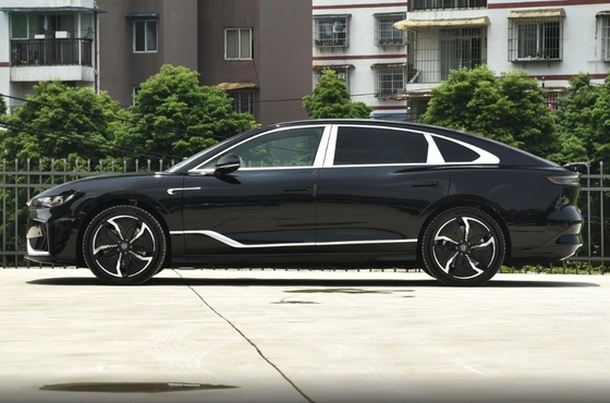 Touch Screen e Front 4 Rear 2 Radar Voyah Zhuiguang Electric Car 2023ver.