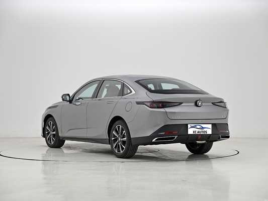 2024 CHANGAN Terza generazione Eado 5 porte 5 posti Auto a benzina 1.5T FWD Euro VI