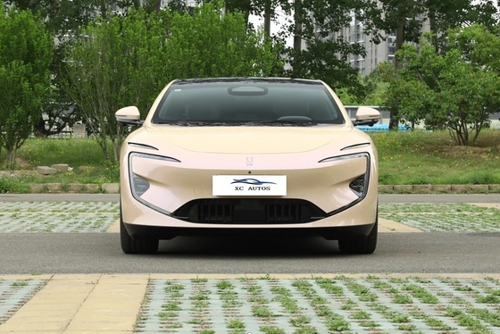 2024 700 Triple Laser Rear Drive Luxury Auto di lusso di medie e grandi dimensioni a 4 porte e 5 posti