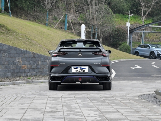Changan Uni-T 1.5T 2.0T 188HP 138KW 300NM SUV compatto a gas / benzina con tetto panoramico