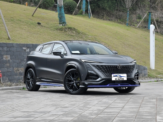 Changan Uni-T 1.5T 2.0T 188HP 138KW 300NM SUV compatto a gas / benzina con tetto panoramico