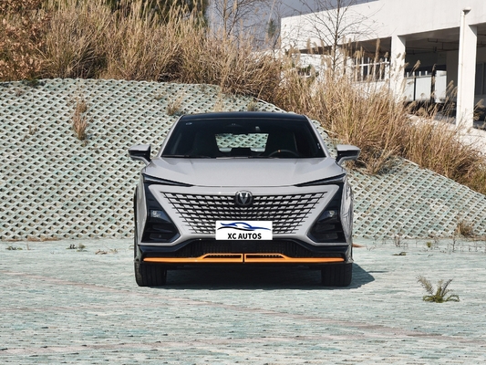 Changan UNI-T 1.5T Auto a benzina per il mese 2 Euro VI standard di emissioni nel 2023 Stock